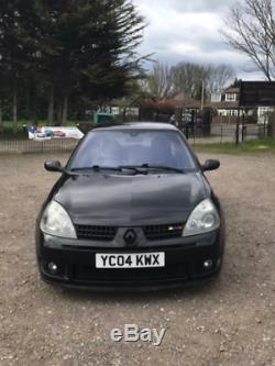 2004 Renault Clio 182 Sport F/F (Rare Black / Gold Metallic)