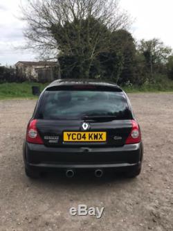 2004 Renault Clio 182 Sport F/F (Rare Black / Gold Metallic)