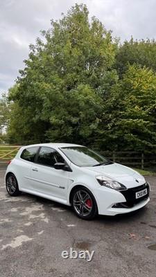 2010 Renault Clio RenaultSport 200