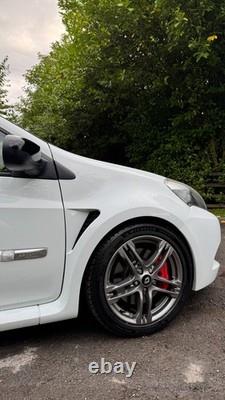 2010 Renault Clio RenaultSport 200