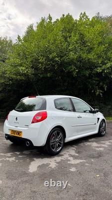 2010 Renault Clio RenaultSport 200