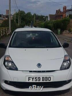 Clio Sport 2009 2.0 (197 BHP)