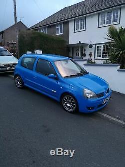 Clio sport 182 both cups