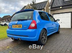 Racing Blue Renault clio sport 182