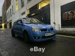 Racing Blue Renault clio sport 182