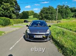 Renault Clio RENAULTSPORT 200