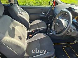 Renault Clio RENAULTSPORT 200