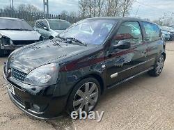 Renault Clio Renaultsport 182 Cup Pack 2.0L 16v Immaculate condition