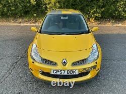 Renault Clio Renaultsport 197 F1 Team R27