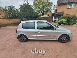 Renault Clio sport 182