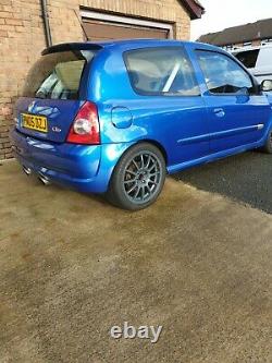 Renault clio 182 sport