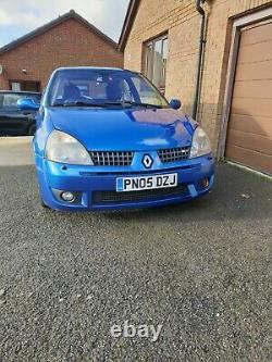 Renault clio 182 sport