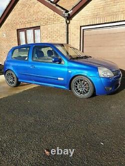 Renault clio 182 sport