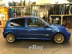 Renault clio sport 172 cup