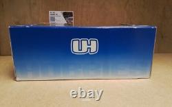 Universal Hobbies 1/18. 4505. Renault Sport Clio Trophy Car. Box