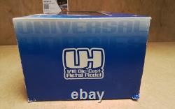 Universal Hobbies 1/18. 4505. Renault Sport Clio Trophy Car. Box